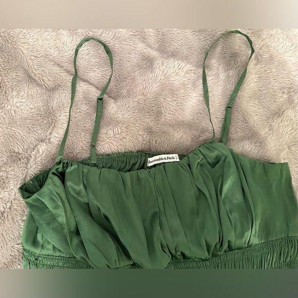 Abercrombie & Fitch Formal Green Satin Dress with Slit - Size XL - Picture 5 of 5